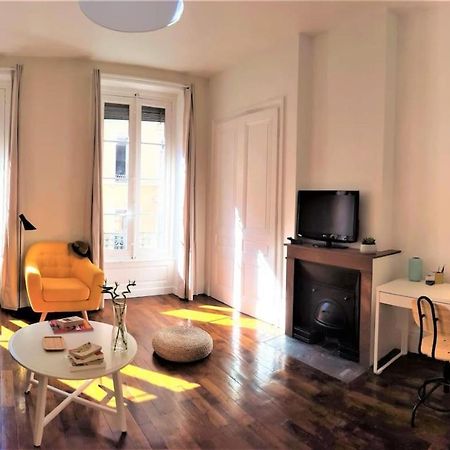 Le Duguesclin-4 Pers Saxe Gambetta Apartment ลียง ภายนอก รูปภาพ