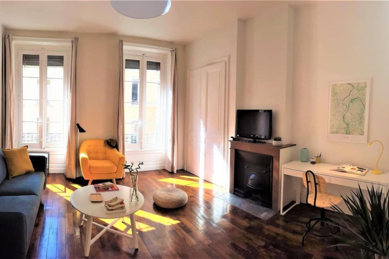 Le Duguesclin-4 Pers Saxe Gambetta Apartment ลียง ภายนอก รูปภาพ
